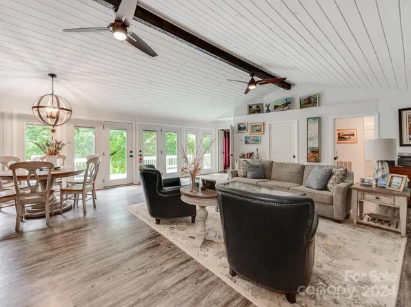 2316 Lake Rd, Ridgeway, SC 29130