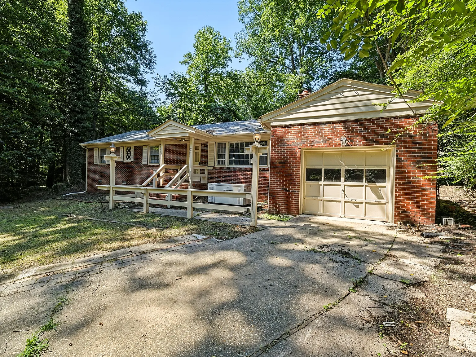 3 bed, 1.5 bath, 1547 sqft, $2,500 — Photo 4
