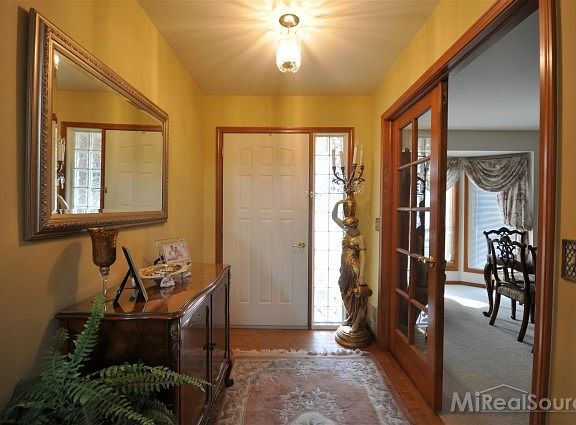 3rd image of 41352 Carmelo Dr W