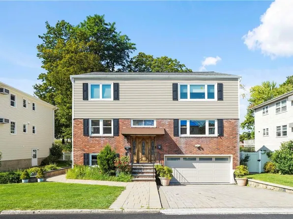 41 Ridge Road, Dobbs Ferry, NY 10522