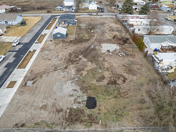 5th image of 13512 E Rich Ave
