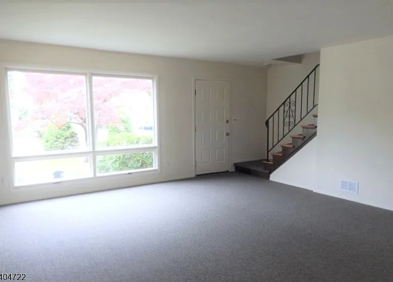 19 Grove St #B — Photo 15