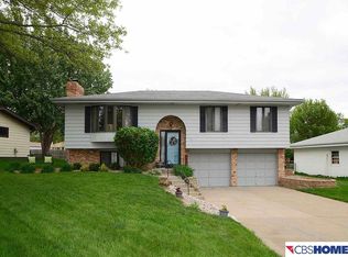 3515 Gateway Rd, Elkhorn, NE 68022