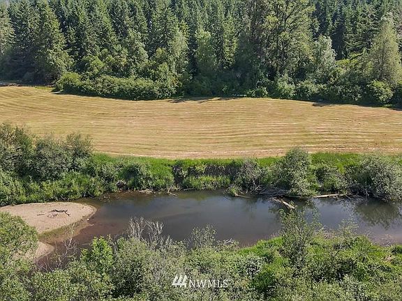 3rd image of 14824 Johnson Creek Ln SE
