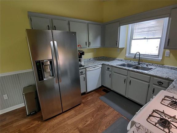 4th image of 5401 Beth Dr