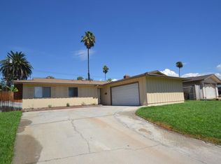 2060 E 17th St, San Bernardino, CA 92404