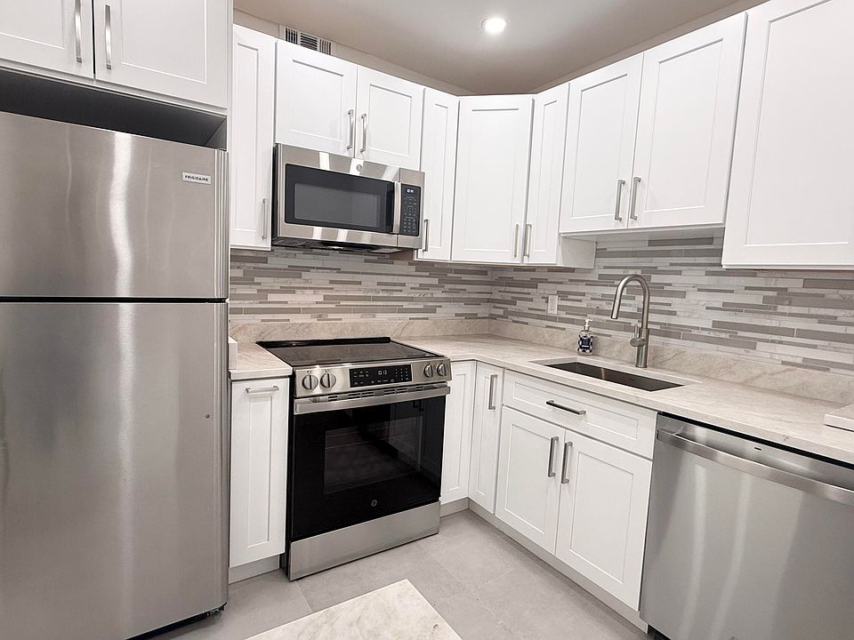 1st image of 6505 Winfield Blvd