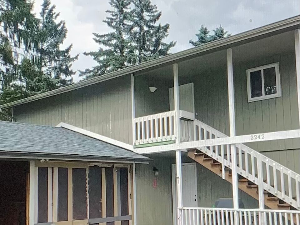 1st image of 2242 42nd Ave #1