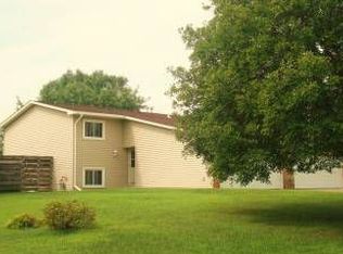 2086 110th Ave NW, Coon Rapids, MN 55433