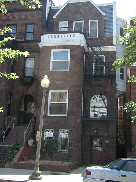1 bed, 800 sqft, $2,500 — Photo 1