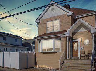 3089 Fern Pl, Bronx, NY 10465