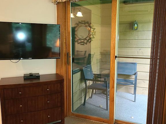 5th image of 4908 N Landmark Cir Unit 1332