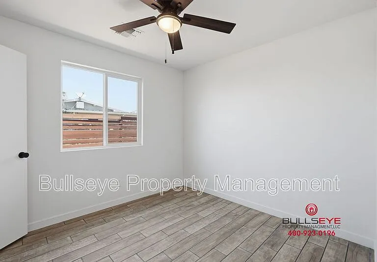 428 S 97th Pl — Photo 11