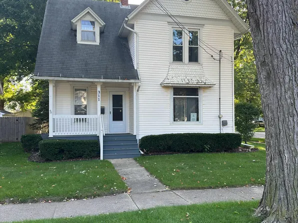 311 S Clinton Ave, Saint Johns, MI 48879