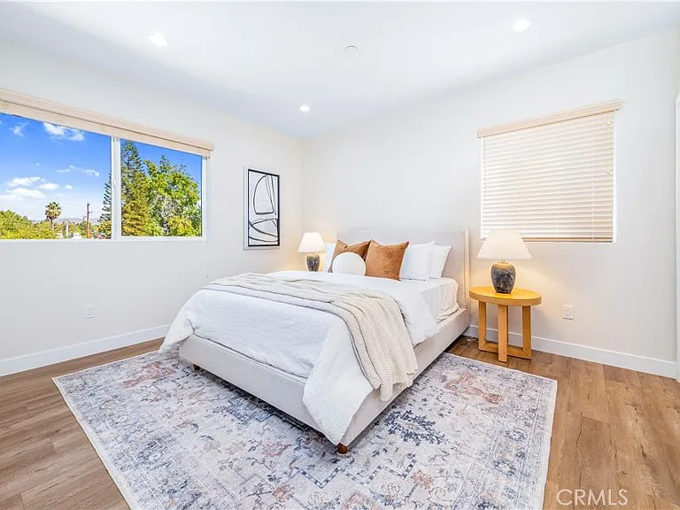 17158 Chatsworth St #1 — Photo 10