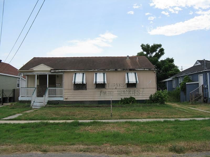 2nd image of 5505 Cameron Blvd