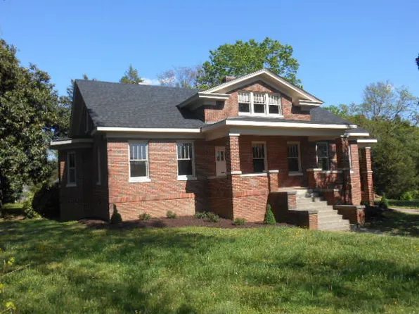412 First Ave, Farmville, VA 23901