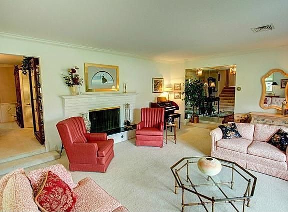 5th image of 5835 Kimway Dr
