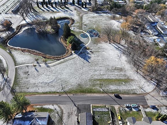 5th image of L23 Center Rd