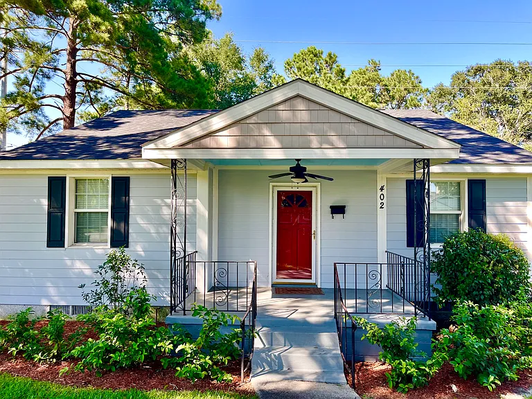 Recognizable red door! Inquire about 3 porch upgrades coming July 2026
