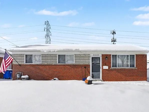 31603 Stricker Dr, Warren, MI 48088