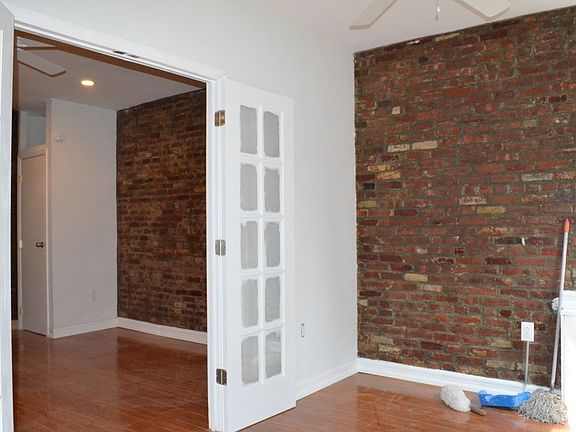 2nd image of 269 Henry St APT A4