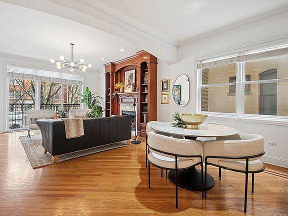 4th image of 4728 N Malden St APT 1S