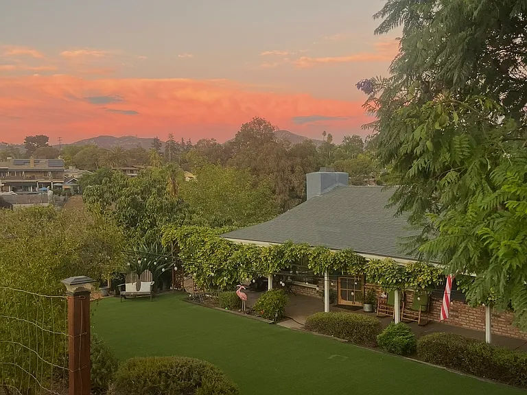 805 Van Horn Rd — Photo 1