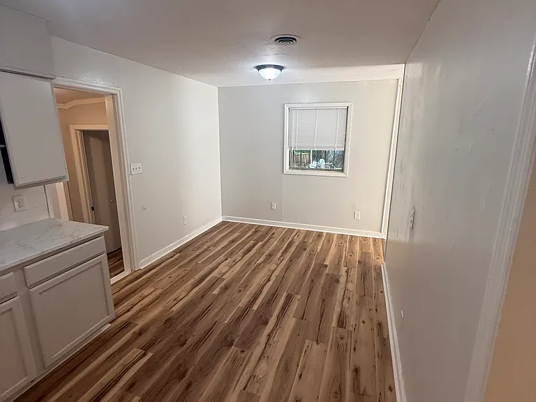 2847 Marydale Dr — Photo 8