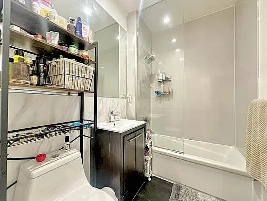 Rented by Doorway NYC, LLC | media 24