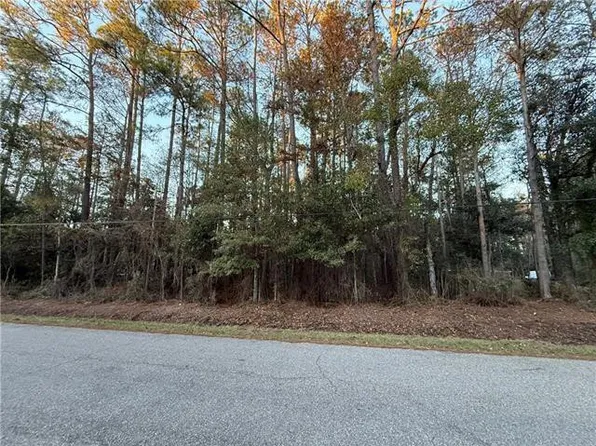 Delery St, Mandeville, LA 70471
