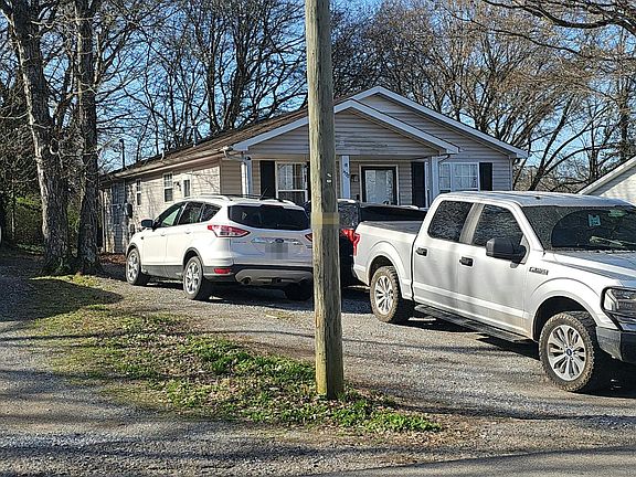 2nd image of 1322 Vine St