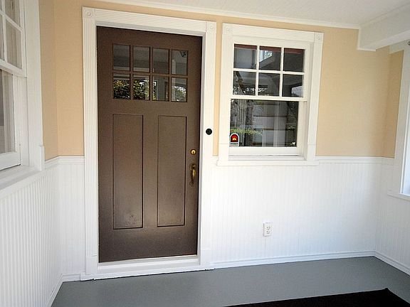 3rd image of 31 Eversley Ave