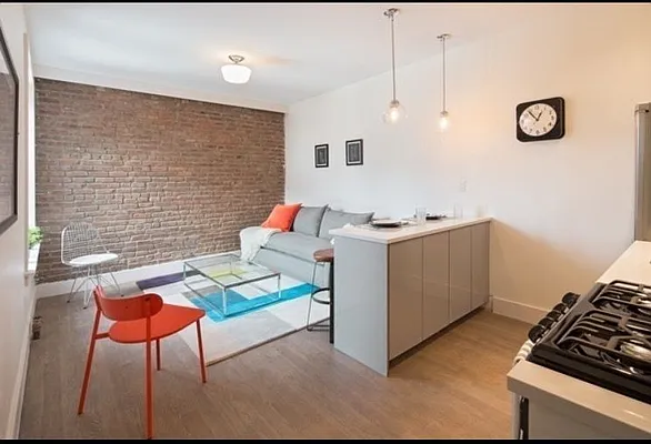 Sold by Jonathan T Rossman, LREB | media 37