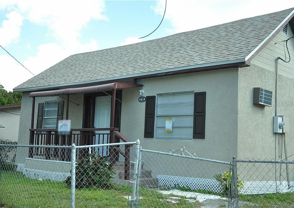 1st image of 2812 Pershing Ave
