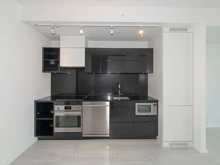 125 Peter St #2603 — Photo 4