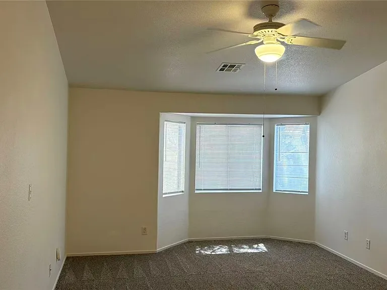 551 Duran St — Photo 14