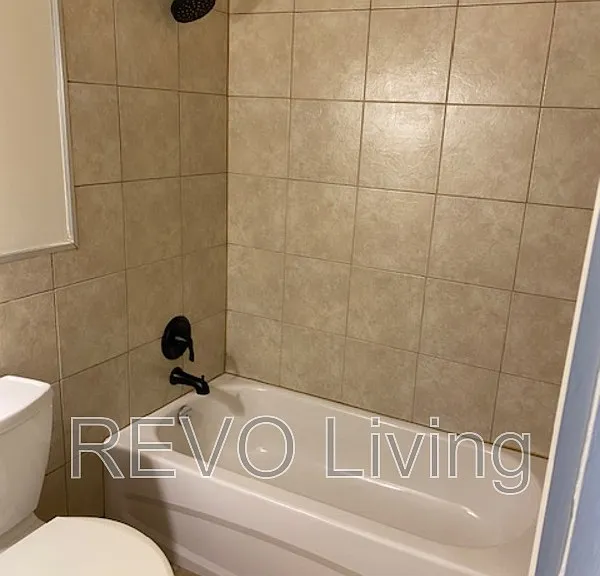 187 Church St #7 — Photo 11