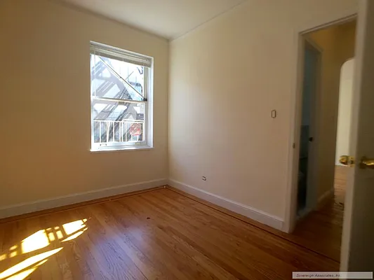 Rented by Sovereign Associates | media 20