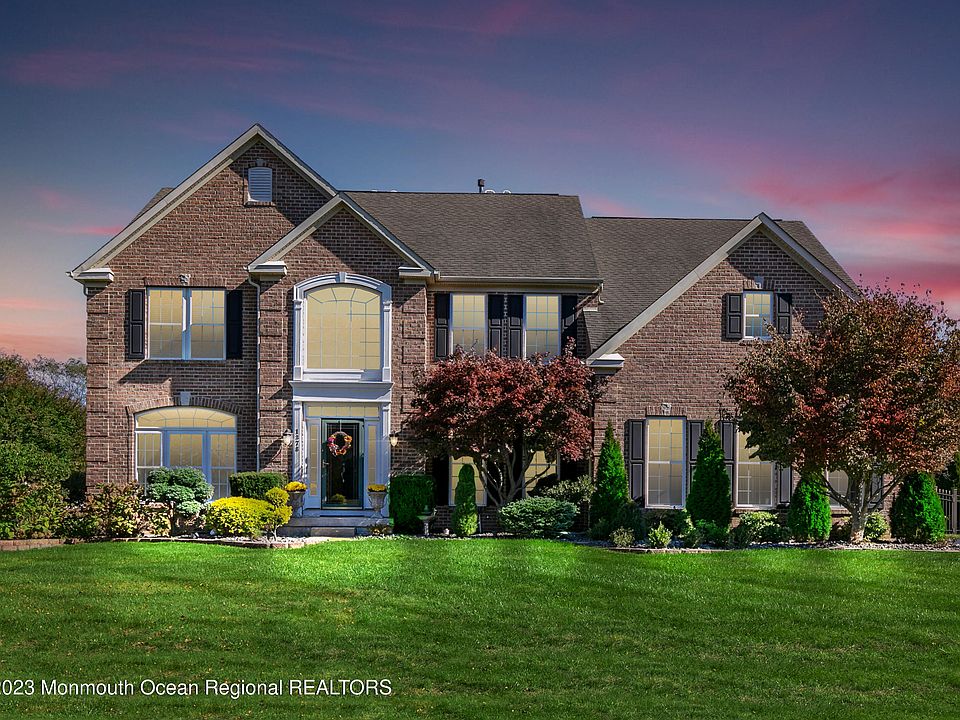 1st image of 1378 Bridport Drive