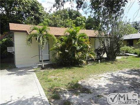 2nd image of 3819 Lakewood Rd
