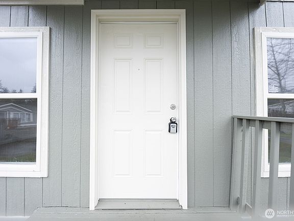 4th image of 16501 42nd Avenue Ct E