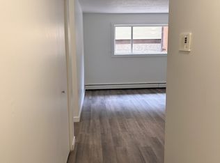 727 5th Ave N #6, Saskatoon, SK S7K2R6