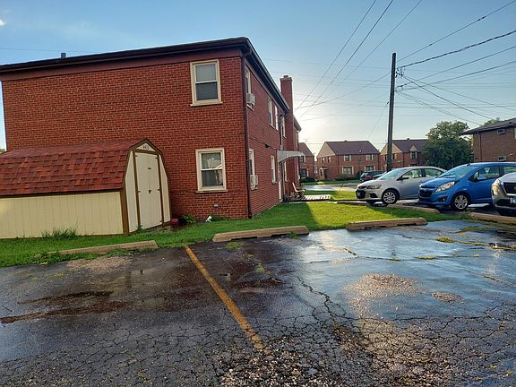 3rd image of 4413 Eberly Ave APT 2A