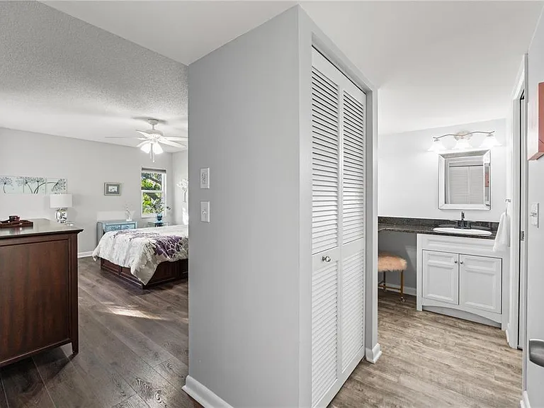 300 S Florida Ave #600F — Photo 31