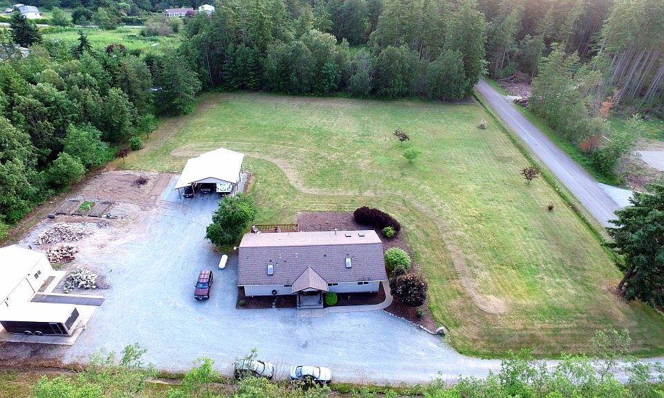 1st image of 727 Sunny Ln
