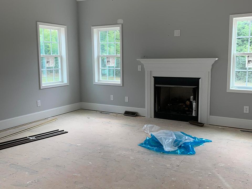 2nd image of 125 Medlin Rd