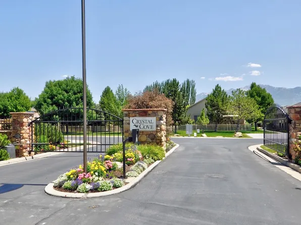 1578 W Quartz Dr, South Jordan, UT 84095