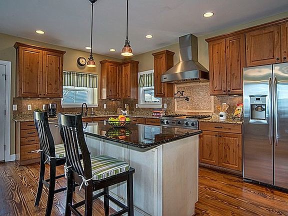 5th image of 8807 E 35th Ave