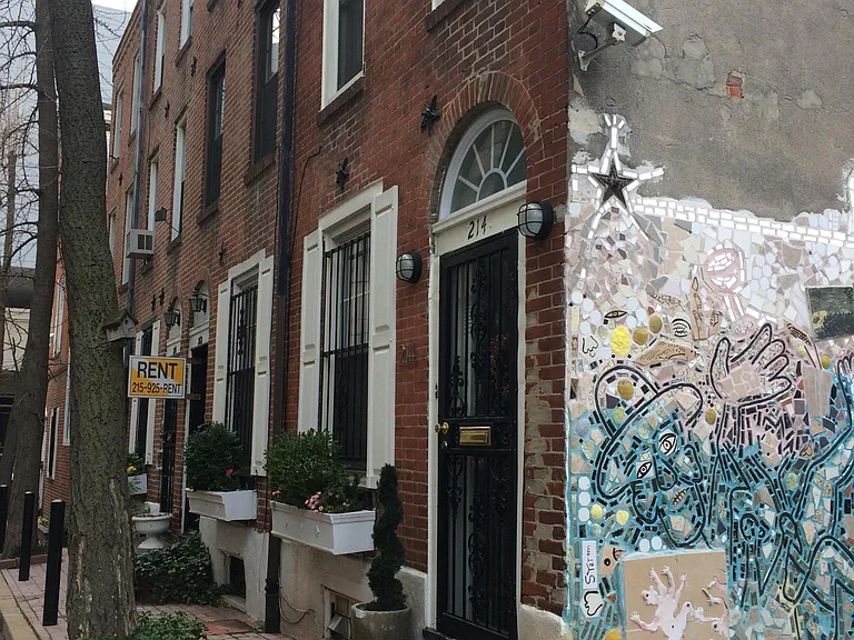 212 N Clarion St — Photo 38